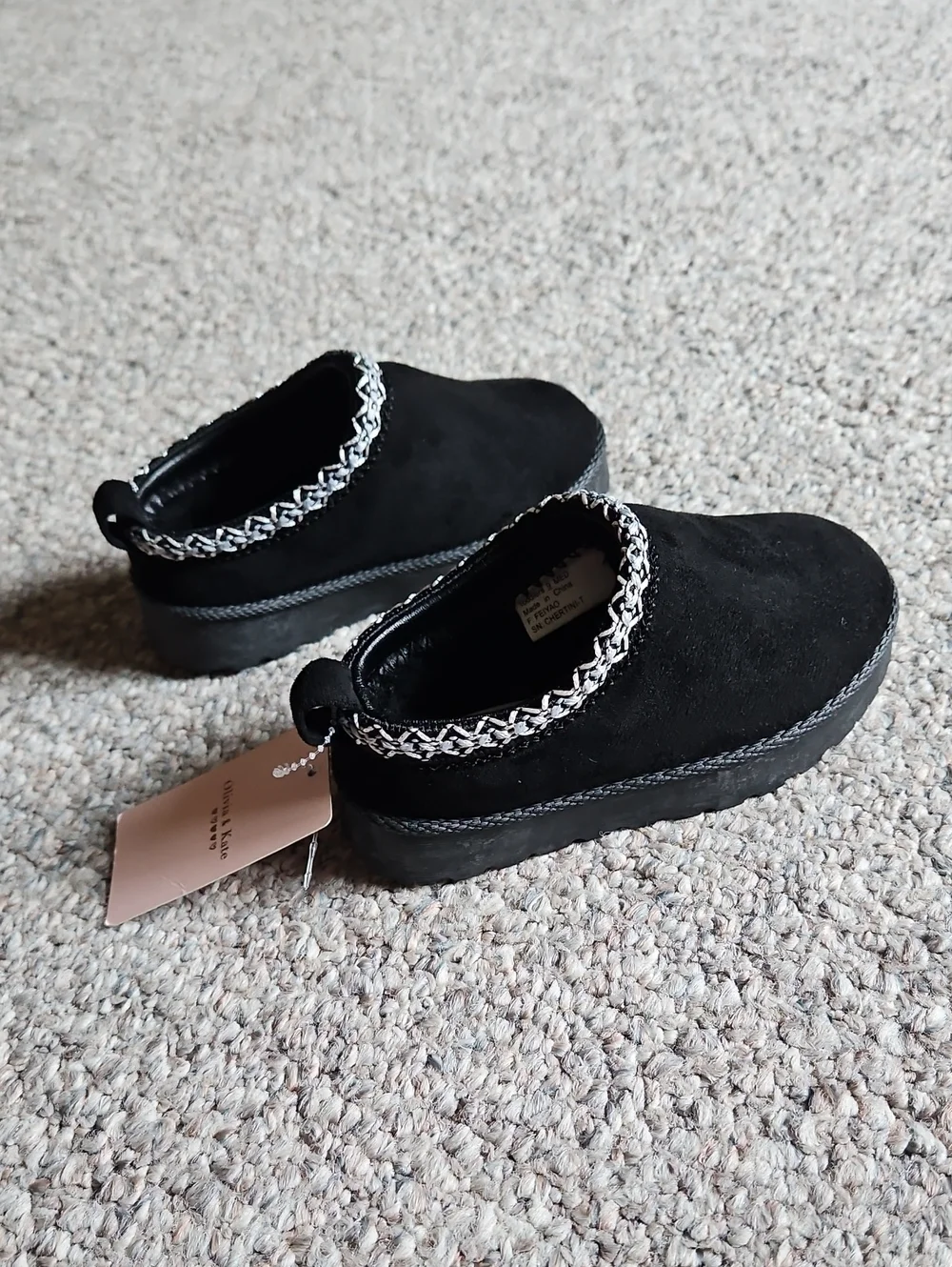 New Olivia& Katr Kids Black Slip-On Shoes with Decorative Trim